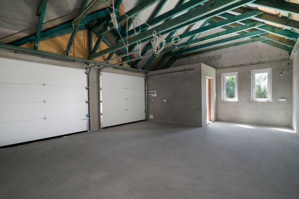 Garage Floor Concrete Repair in Norwalk